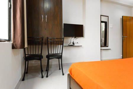 Oyo 18431 Hotel Celestee Grand Haydarabad Dış mekan fotoğraf